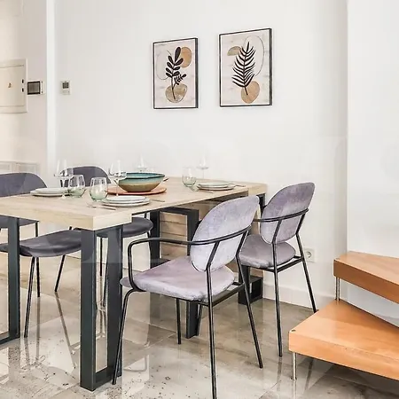 Chic Gem Rooftop Terrace With Bbq Rems Apartament *