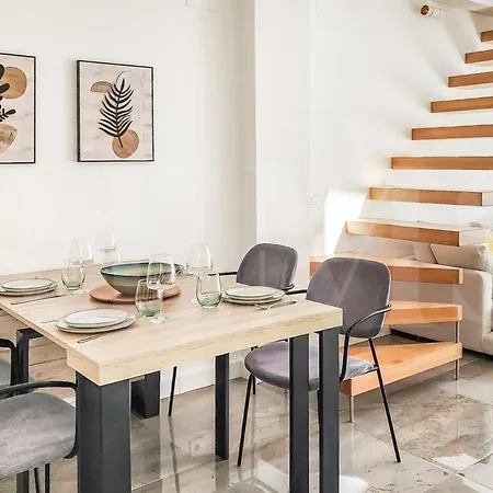 Chic Gem Rooftop Terrace With Bbq Rems Apartament
